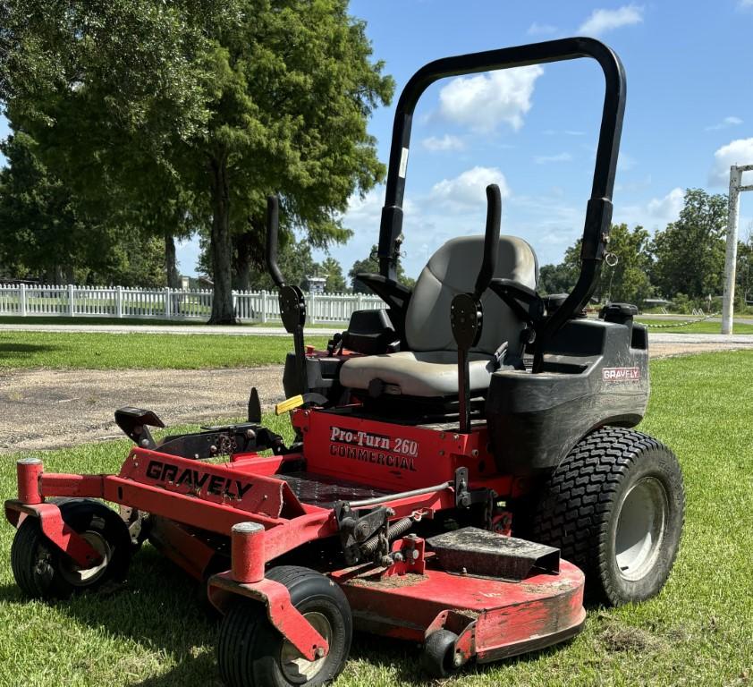 Gravely Pro 260 commercial zero turn mower