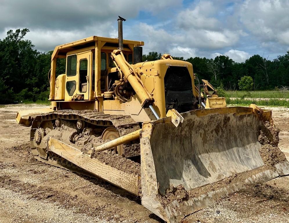 Caterpillar D9 dozer