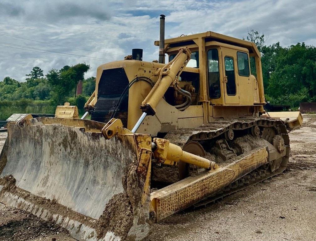 Caterpillar D9 dozer
