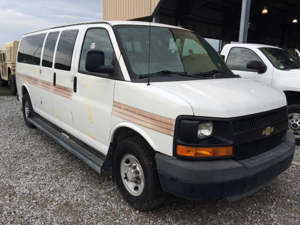 2014 Chevy Express passenger van INOP