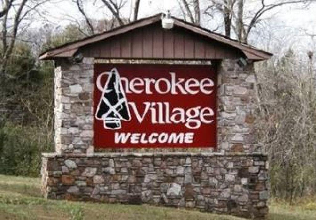 DOUBLE LOT Rare Arkansas Fulton County Adjoining Property in Cherokee Village! Great Investment! Low