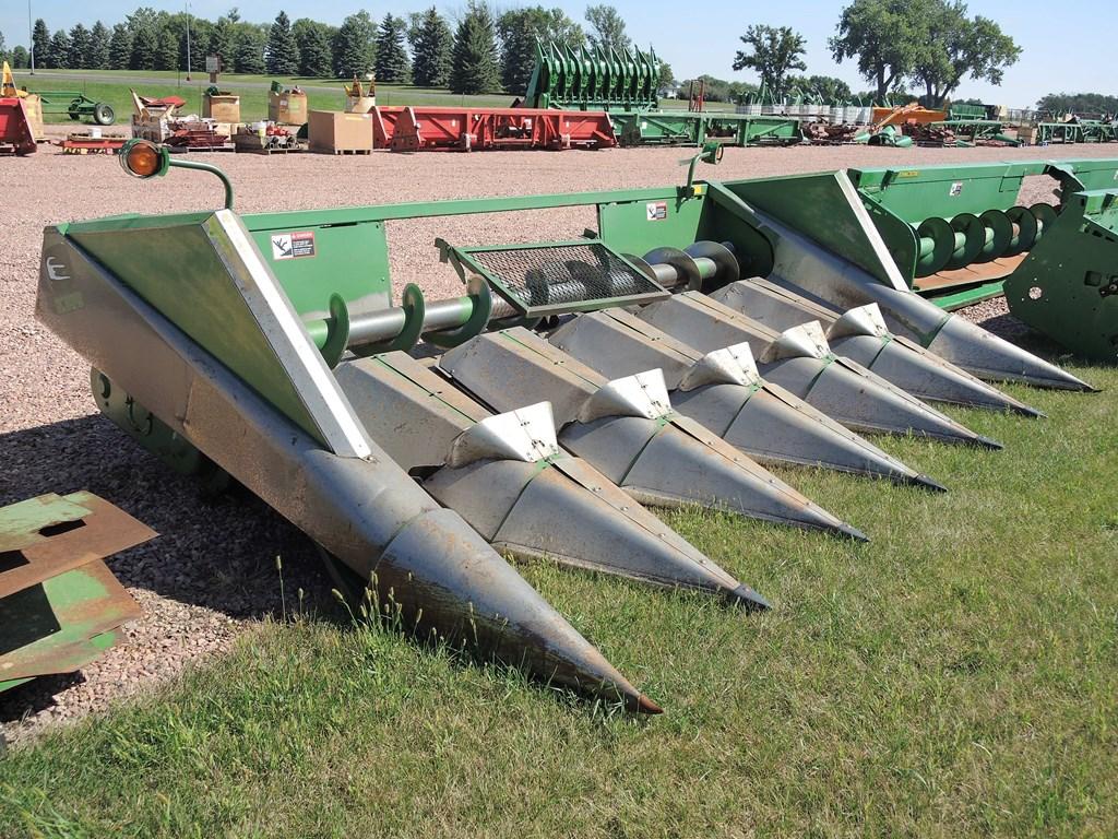 1993 JD 643 Corn Head #651011