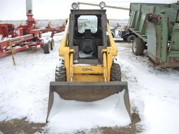 Gehl 3725 Gas Skidloader  SN:7056