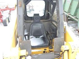 Gehl 3725 Gas Skidloader  SN:7056