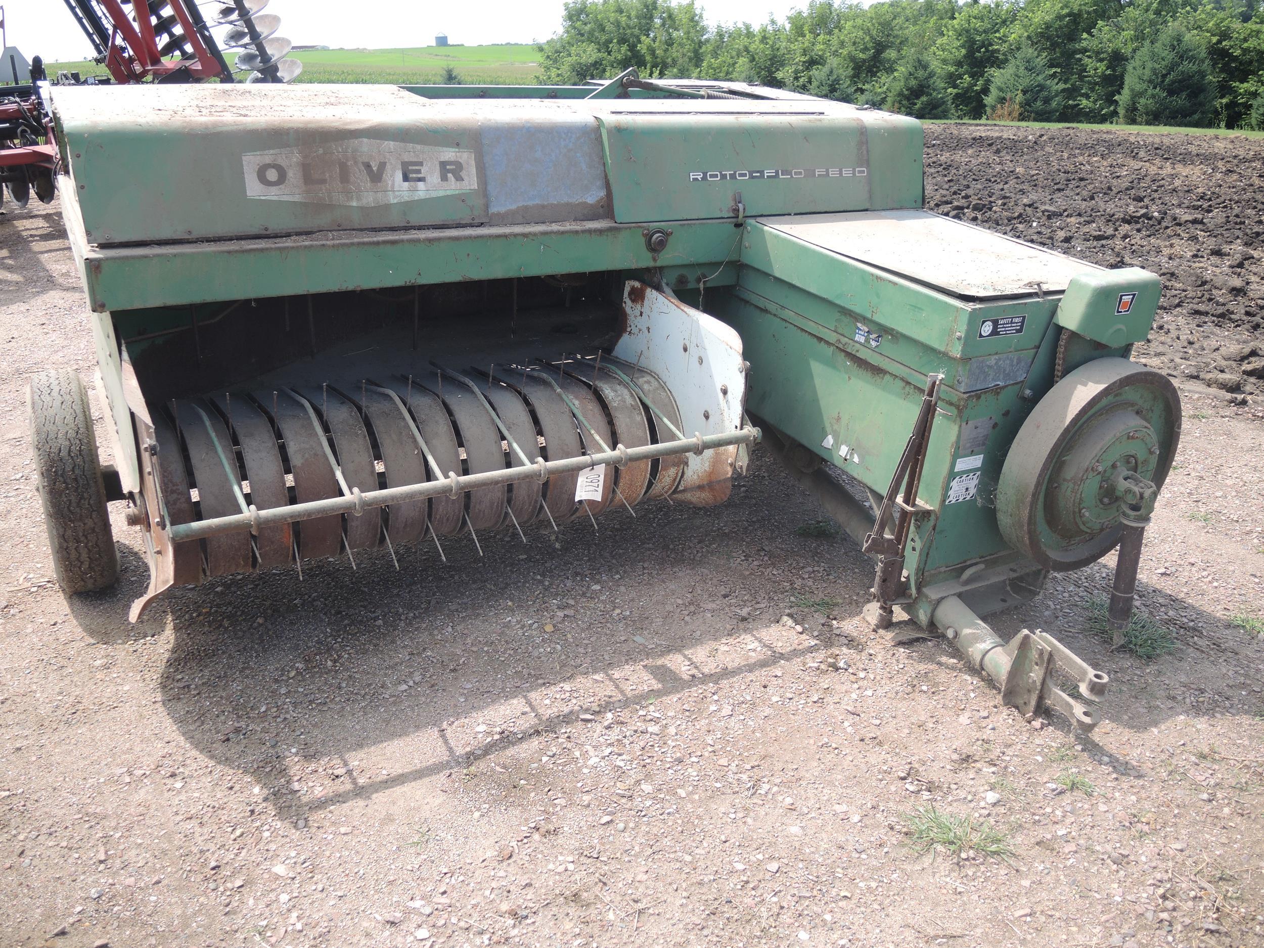 Oliver 620 Square Baler