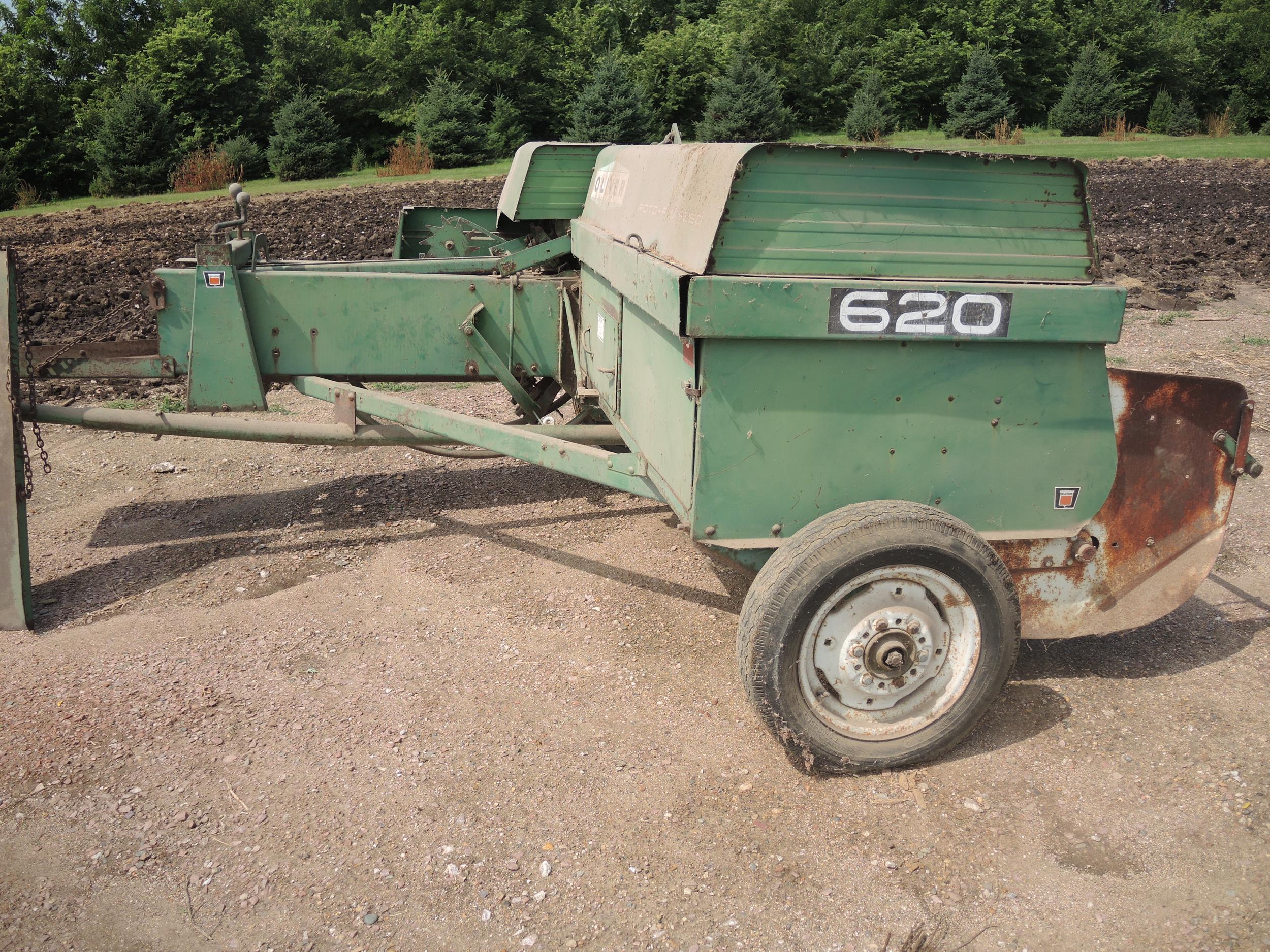 Oliver 620 Square Baler