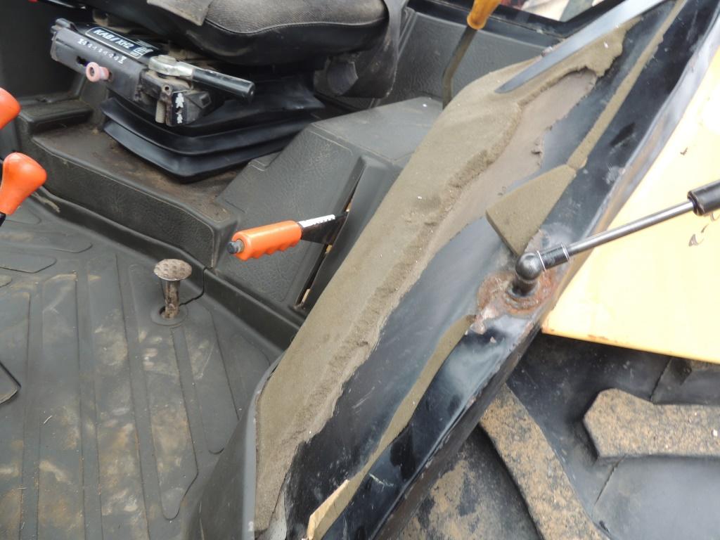 1995 Ford 545D Tractor #A441498