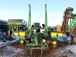 1994 JD 7200 Planter #G660164
