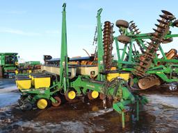 1994 JD 7200 Planter #G660164