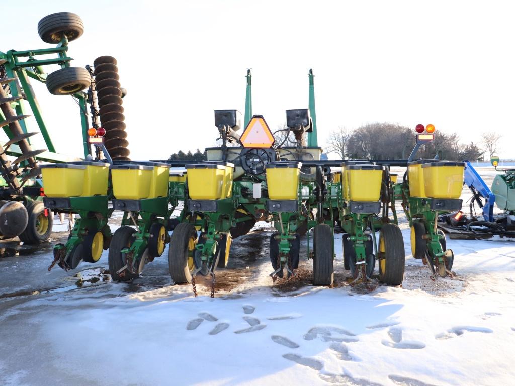1994 JD 7200 Planter #G660164