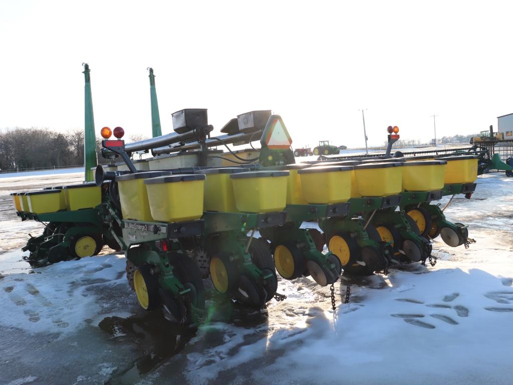 1994 JD 7200 Planter #G660164
