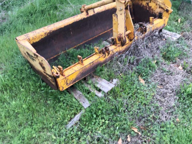 MF Box Scraper 7' with Scarifires