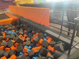 trampoline foam pit with steps and wall padding