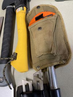 A lot of seven survivalist tools