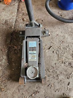 3 ton floor Jack.