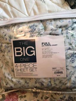 2- full size bedspreads /2- full size sheet sets