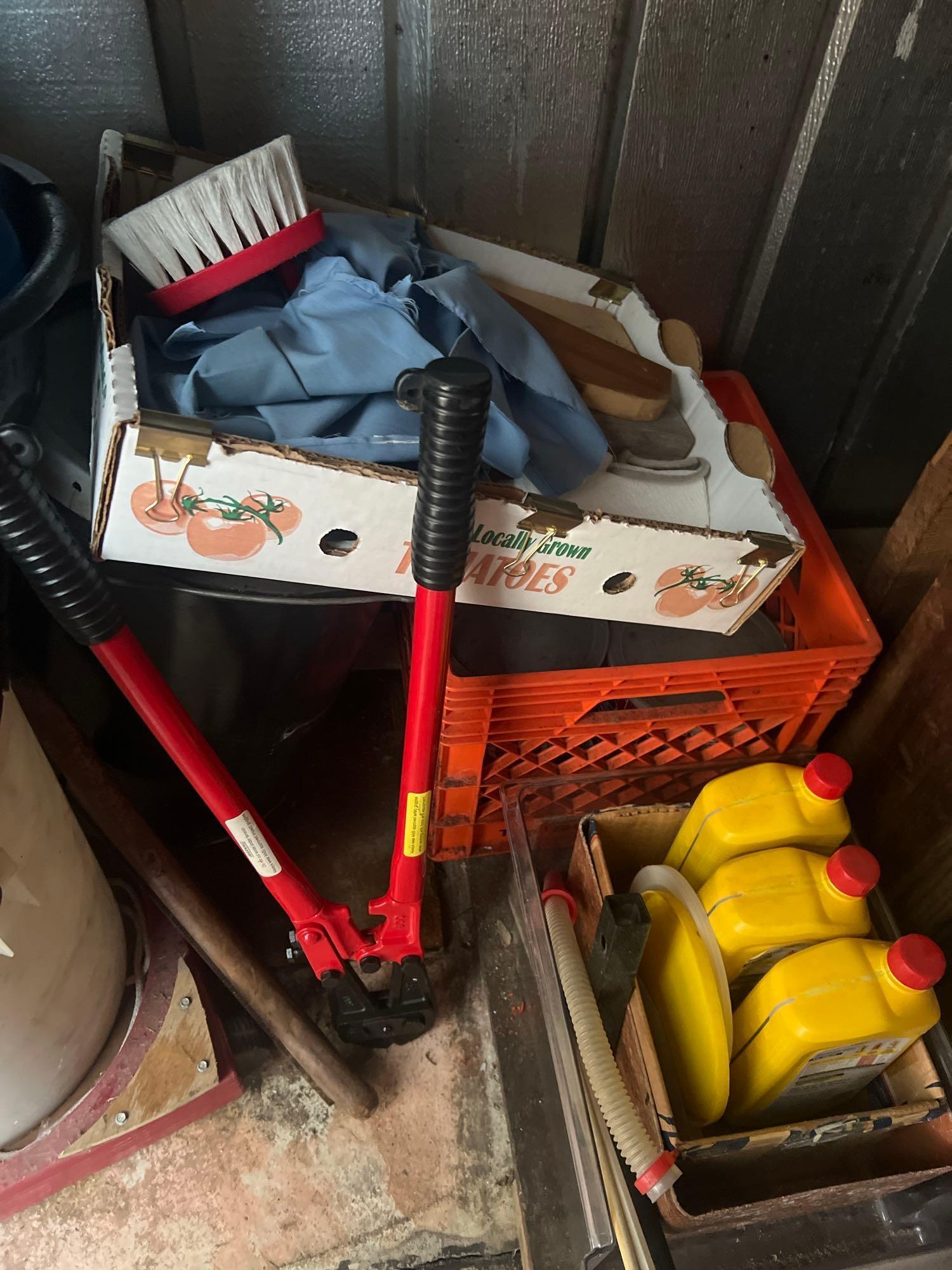 Contents of shelves in shed
