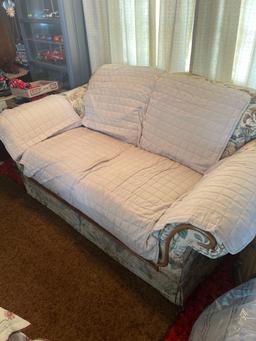 love seat