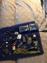 Costume jewelry/pins/miscellaneous items