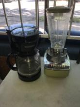 Coffee maker /blender