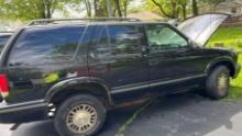 1998 GMC Jimmy 4x4. Runs. 85,646 miles