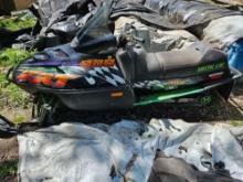 Arctic cat 800 snowmobile