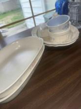 9 pcs pfaltzgraff dishes