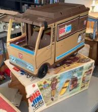 Big Jim sports camper missing boat/parts