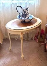 Table with Wash bowl and pitcher B1