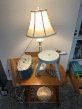 Small table/lamp/stool/Silverplated platter/weights/radio