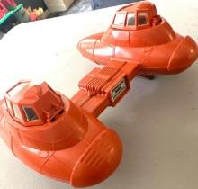 vintage Star Wars twin pod seems to be complete