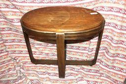 OVAL LAMP TABLE