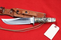 A.G. Russell Hunter 1999 AUS-8