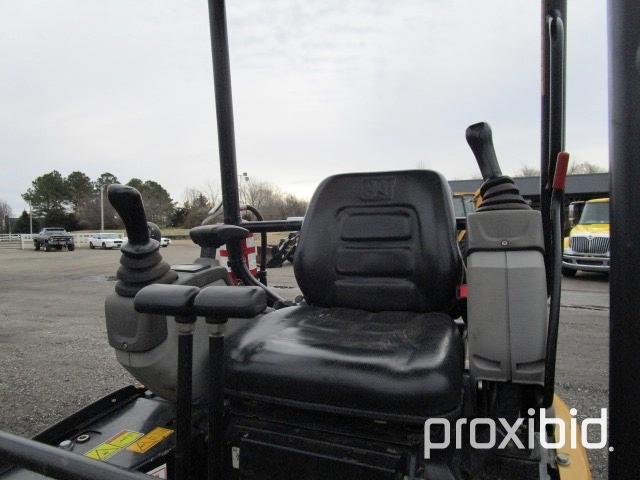 2015 Caterpillar 301.7 DCR Mini Excavator,