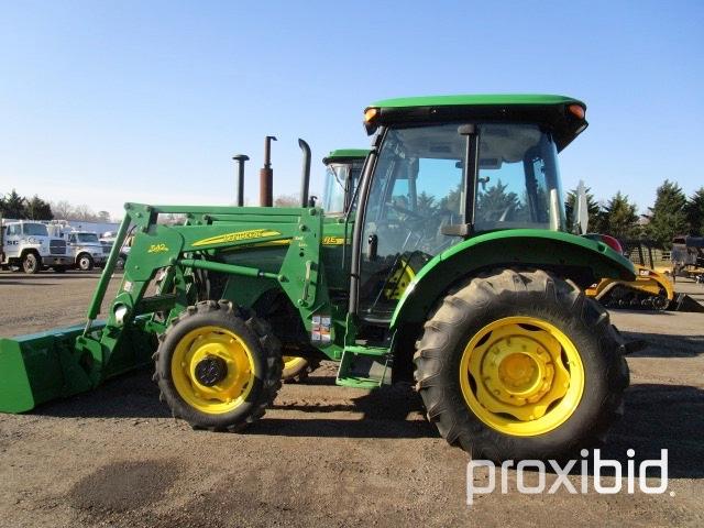John Deere 5225 4X4 Tractor w/JD 542 Loader,