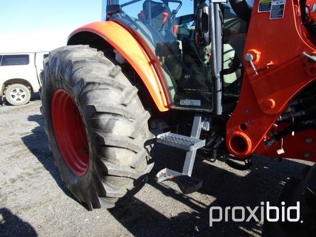 Kubota M9540 4X4 Tractor w/Kubota LA1353 Loader,