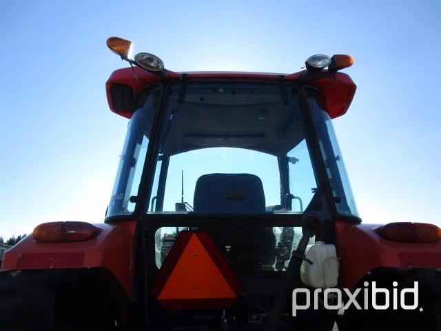 Kubota M9540 4X4 Tractor w/Kubota LA1353 Loader,