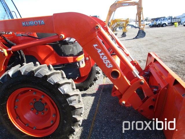 Kubota M9540 4X4 Tractor w/Kubota LA1353 Loader,
