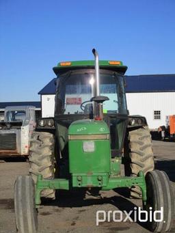 John Deere 2750 Tractor,