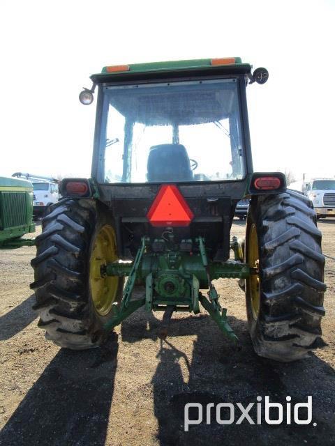John Deere 2750 Tractor,