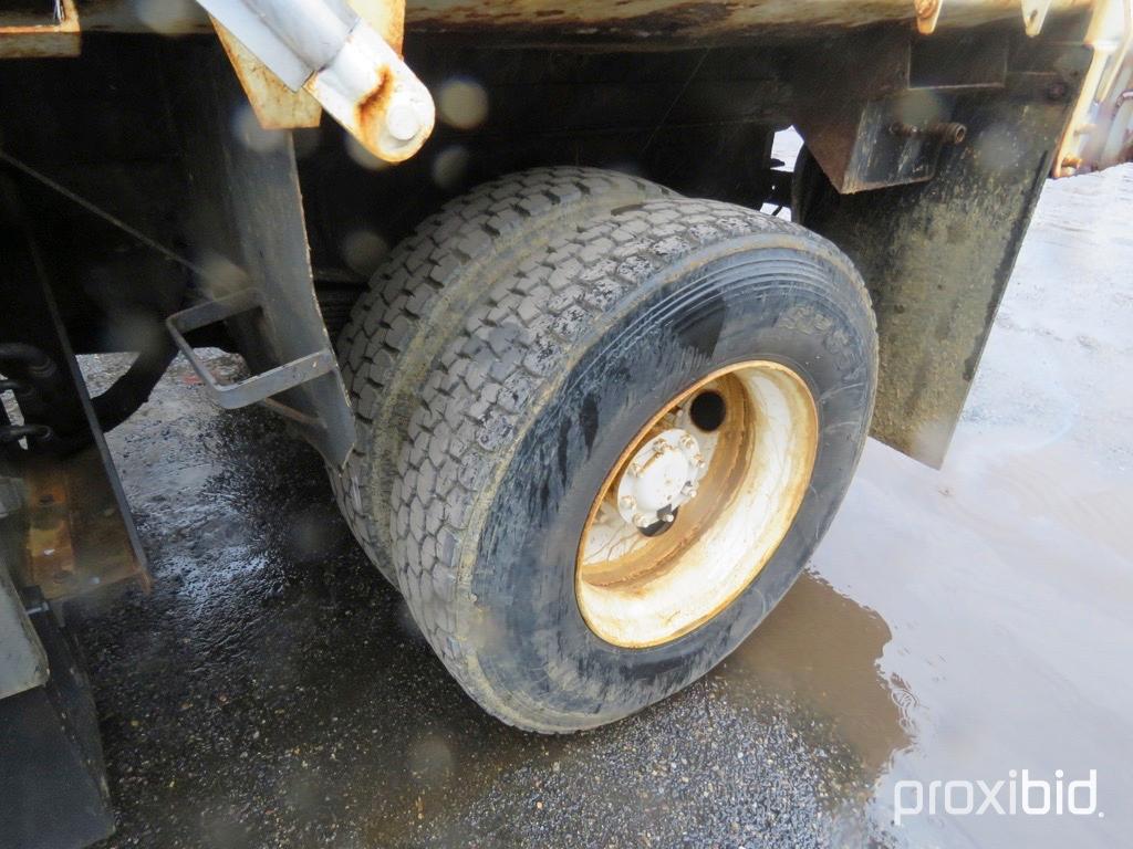 2003 GMC C7500 S/A Dump Truck,