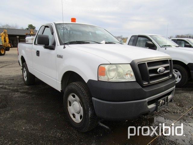 2007 Ford F150 XL 4X4 Ext. Cab Pickup,