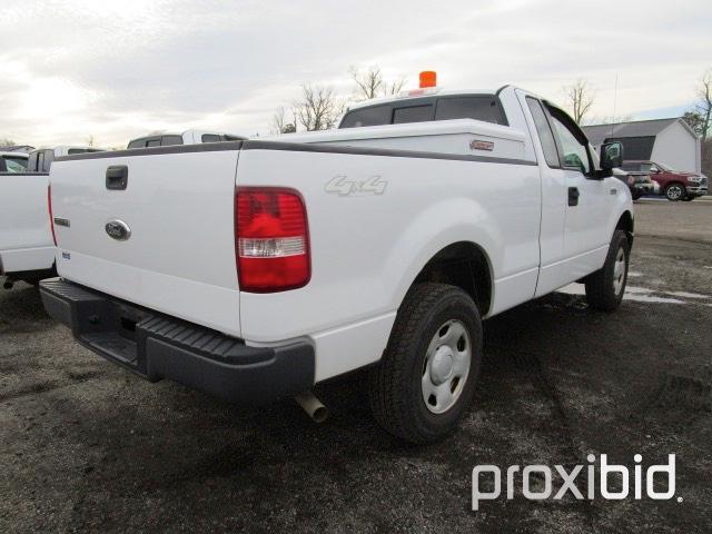 2007 Ford F150 XL 4X4 Ext. Cab Pickup,