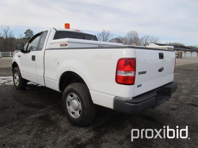 2007 Ford F150 XL 4X4 Ext. Cab Pickup,