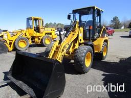 Caterpillar 908 Rubber Tire Loader,
