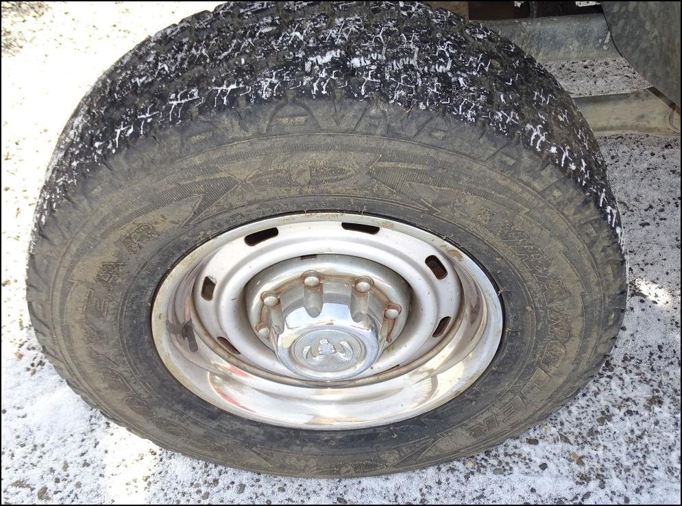 1998 Dodge - Model:Ram 2500 - 48,000 miles- 4WD/4-Wheel Drive/4x4