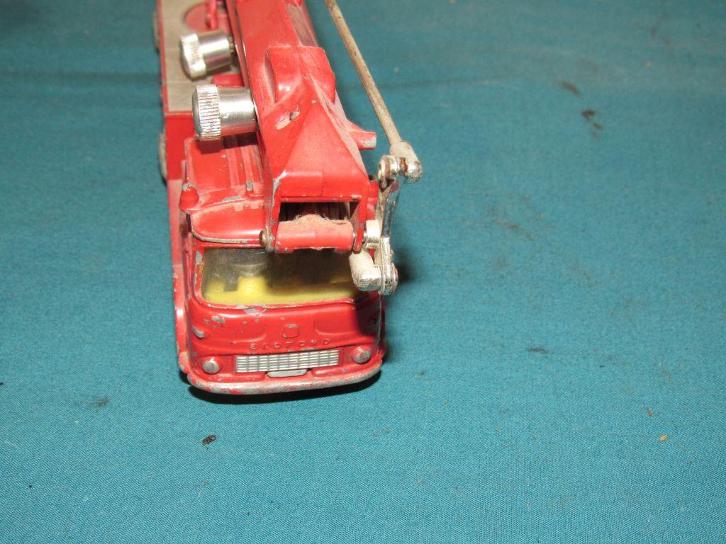 Corgi Simon Snorkel truck