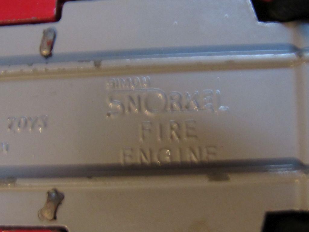 Corgi Simon Snorkel truck