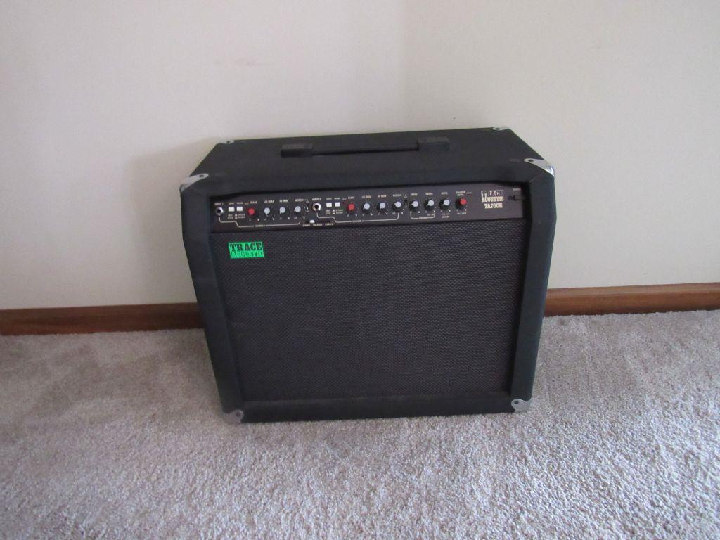 Trace Acoustic TA70CR Amp