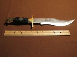 Hunting knife